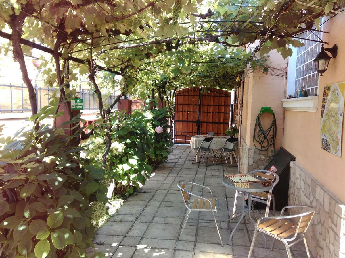 Hostel Pascalis Alesd المظهر الخارجي الصورة