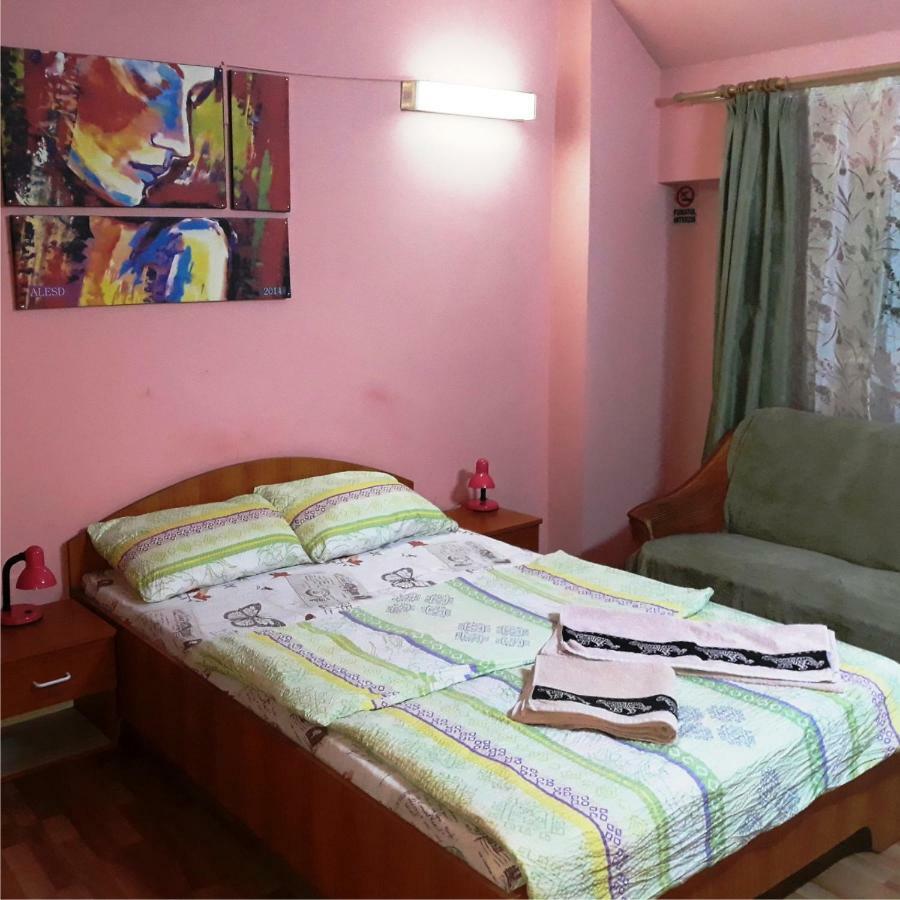 Hostel Pascalis Alesd المظهر الخارجي الصورة